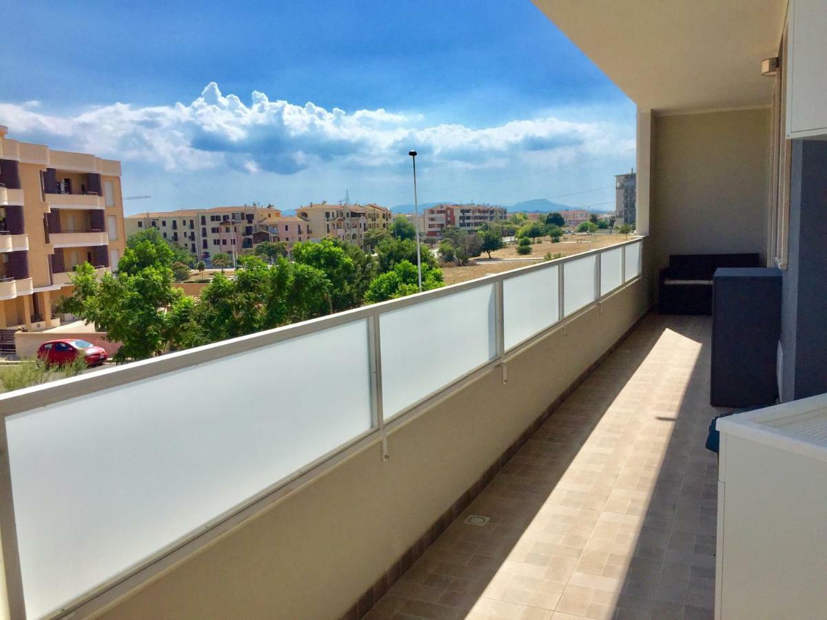 Le Domus Modern Apartments Cagliari Su Forti Exterior photo